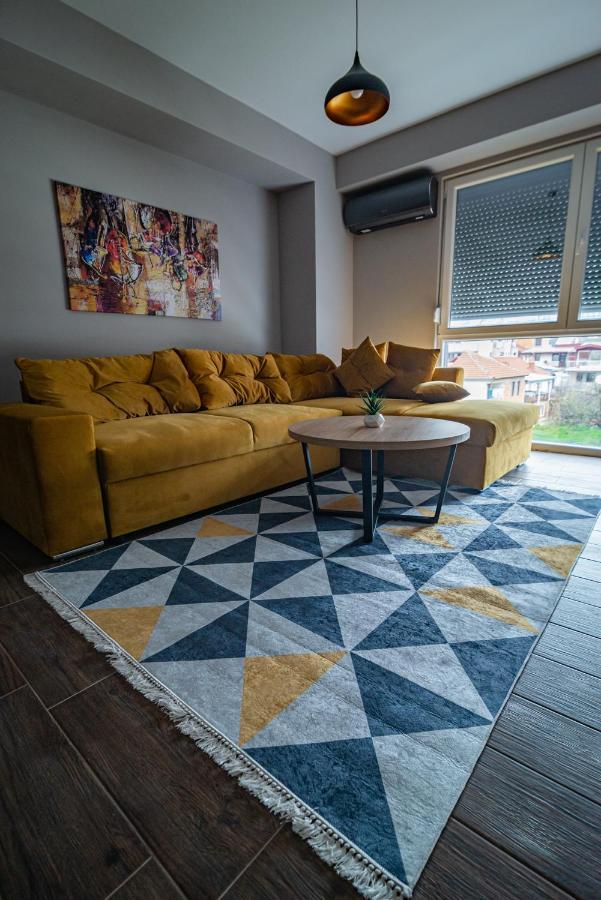 E&S Luxury Suite Apartments オフリド エクステリア 写真